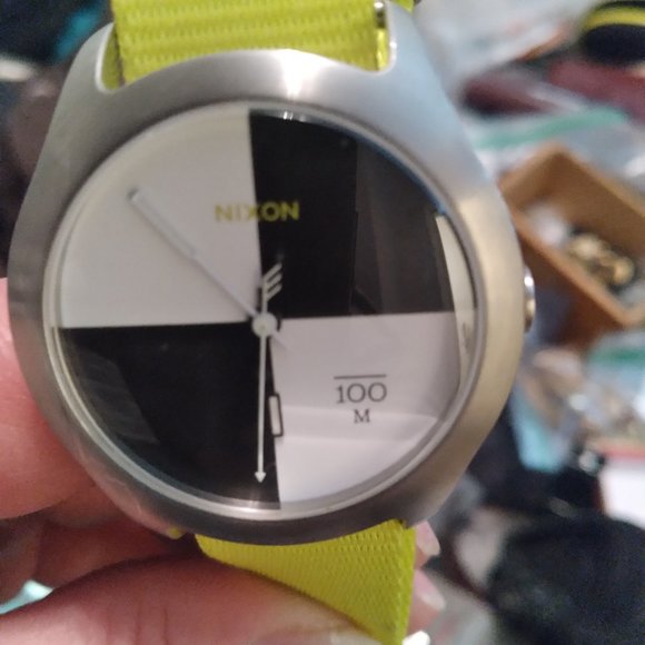 NIXON MODERN SPORTS WATCH - Picture 3 of 3